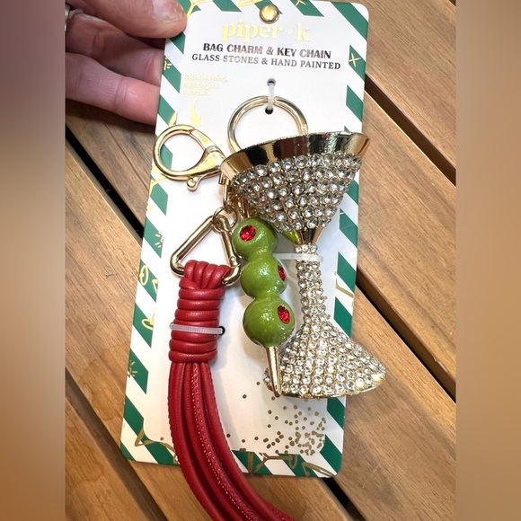 🫒🍸PIPER K sparkly MARTINI Glass and Olives Bag Charm & Key Chain🫒🍸NWT - Picture 5 of 10